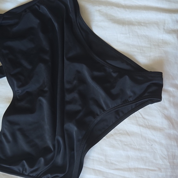 One piece tummy control swimsuit - Picture 6 of 11